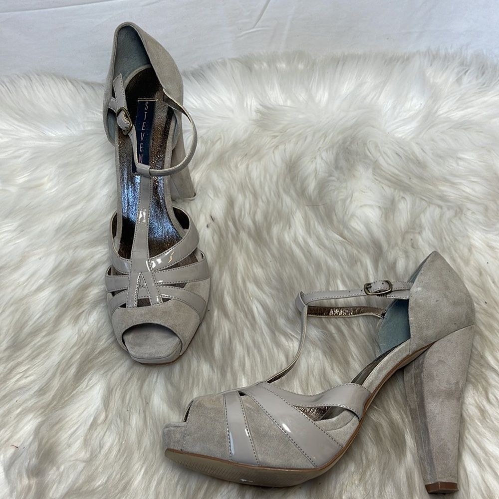 Steven By Steve Madden Justyne Taupe Suede T-Strap Heels Sz 9